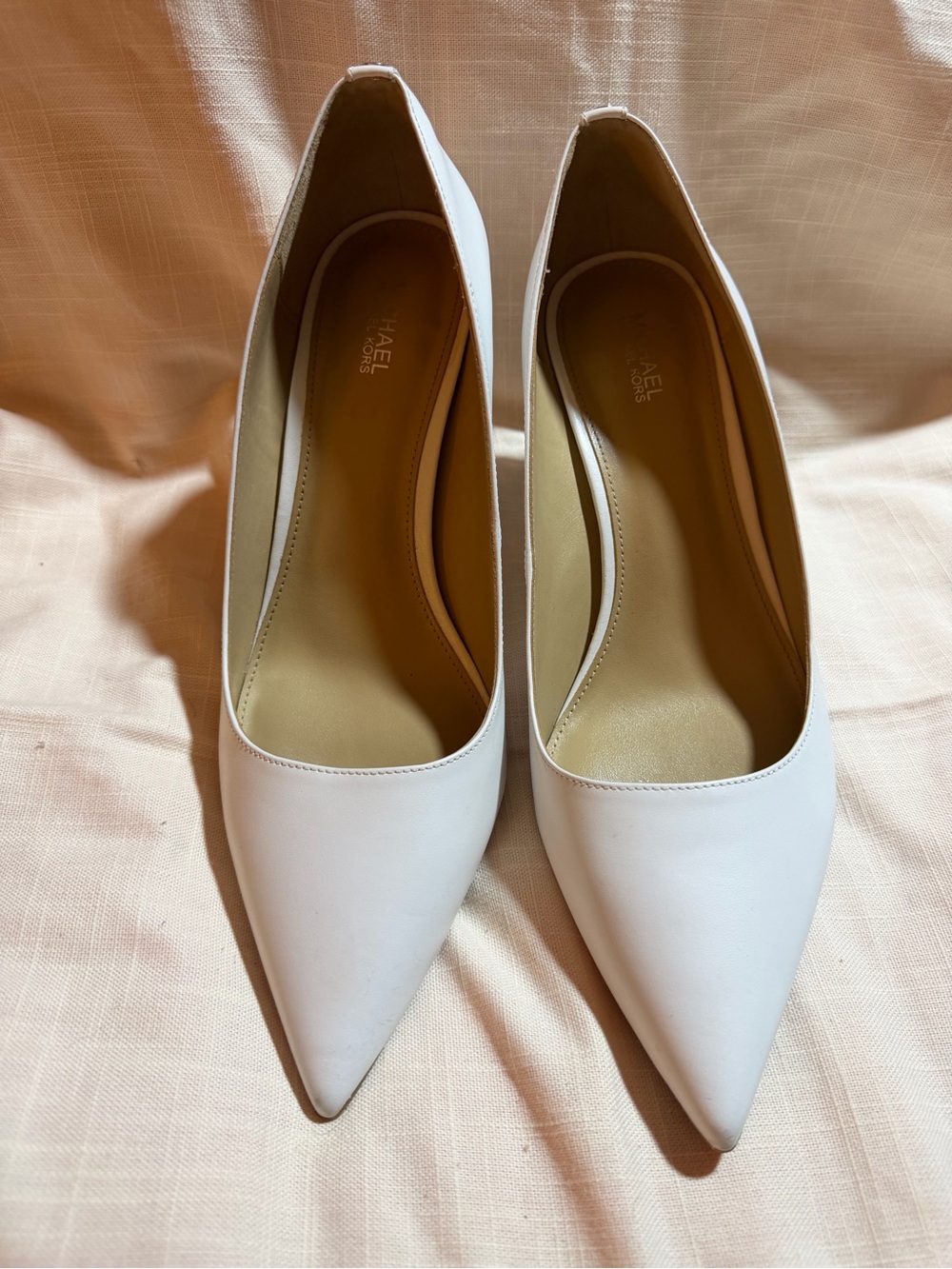 Michael Kors White Pointed Toe Leather Pumps